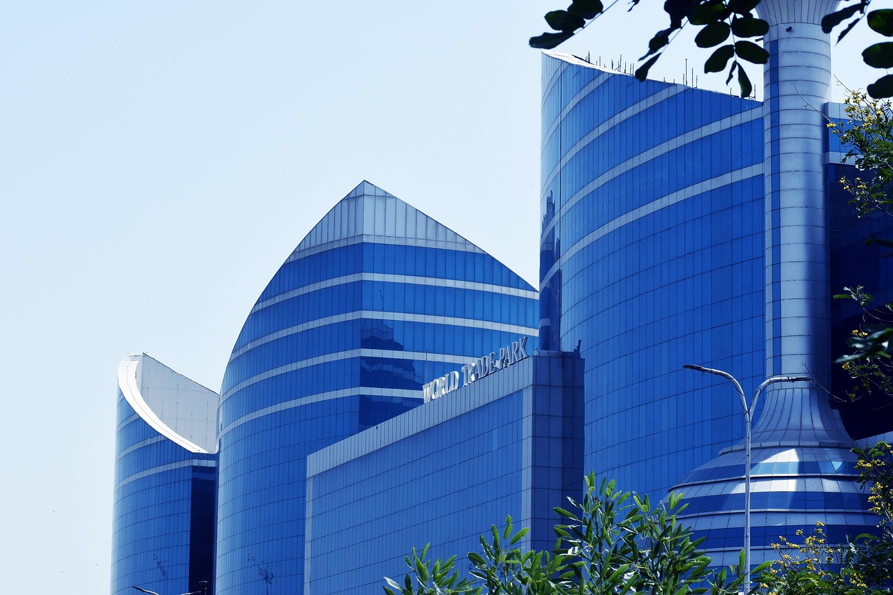 erfahren sie mehr über multinationale konzerne: definition, bedeutung, vorteile und herausforderungen. entdecken sie, wie globale unternehmen die wirtschaft und märkte weltweit beeinflussen.