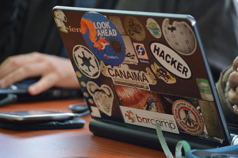 Welche Open-Source-Software-Alternativen gibt es für teure Programme?